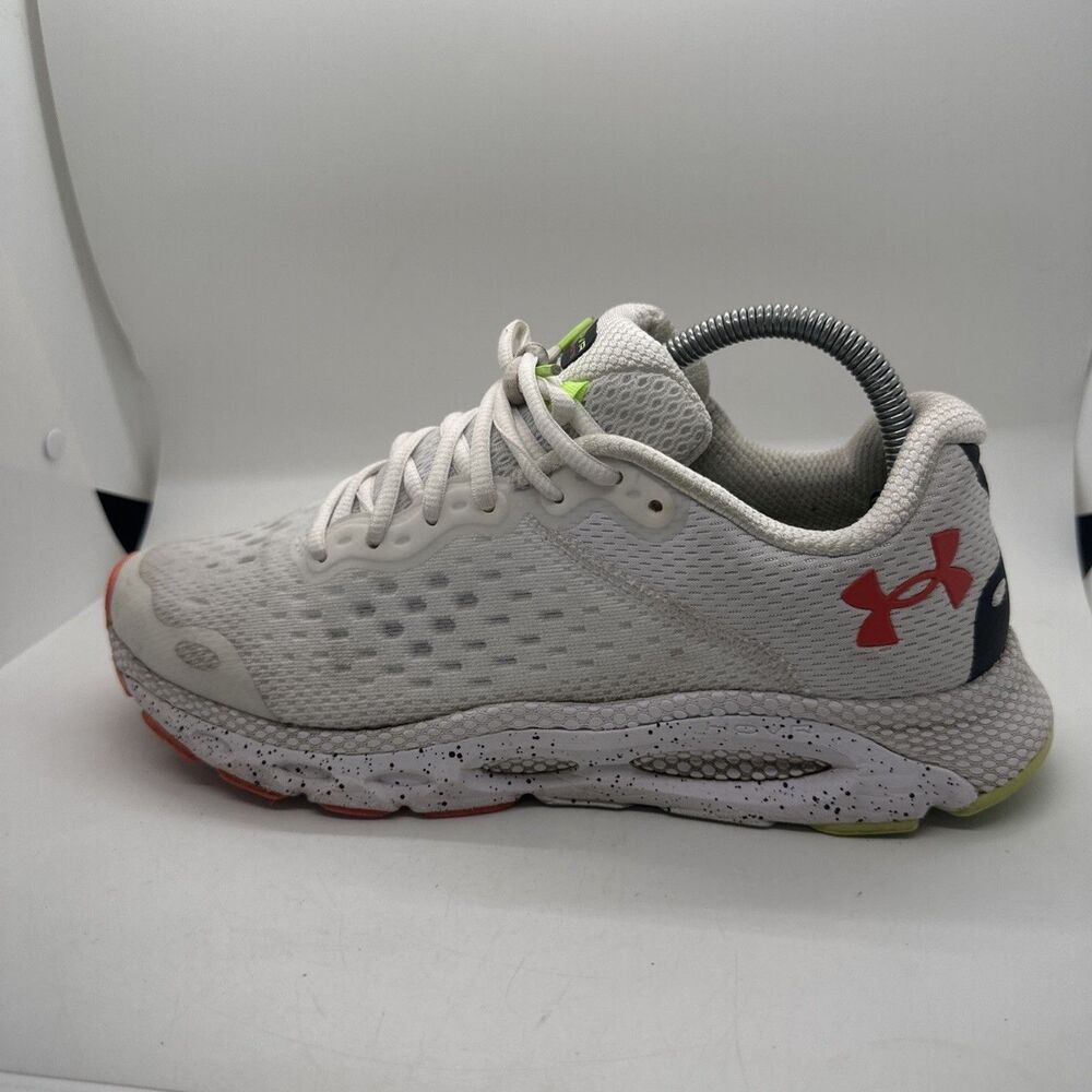 Under Armour Size 9.5 Hover Infinite 3 Running Shoes SNEAKERS 3025217-109 White - Picture 10 of 13